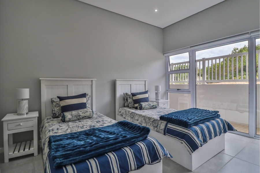 4 Bedroom Property for Sale in Moquini Coastal Estate Western Cape